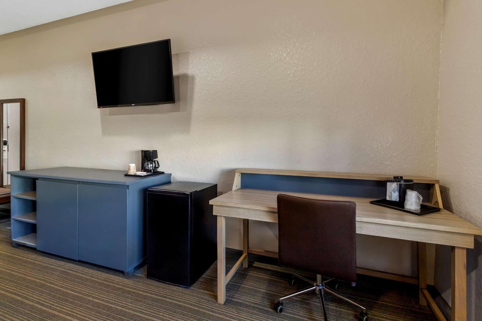 Sonesta Essential Iah Airport Jfk Boulevard - Newly Renovated Houston Exterior photo