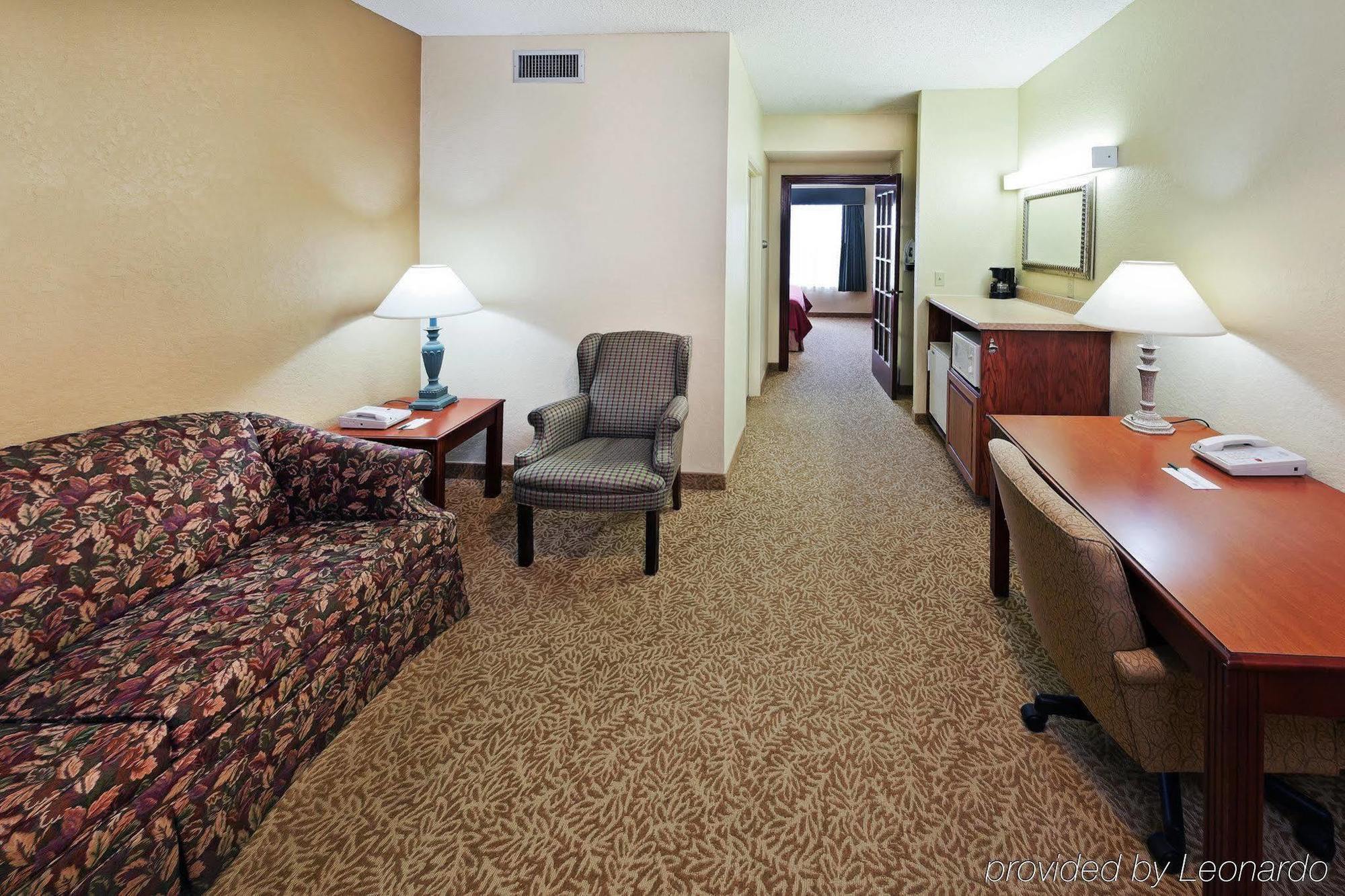 Sonesta Essential Iah Airport Jfk Boulevard - Newly Renovated Houston Room photo